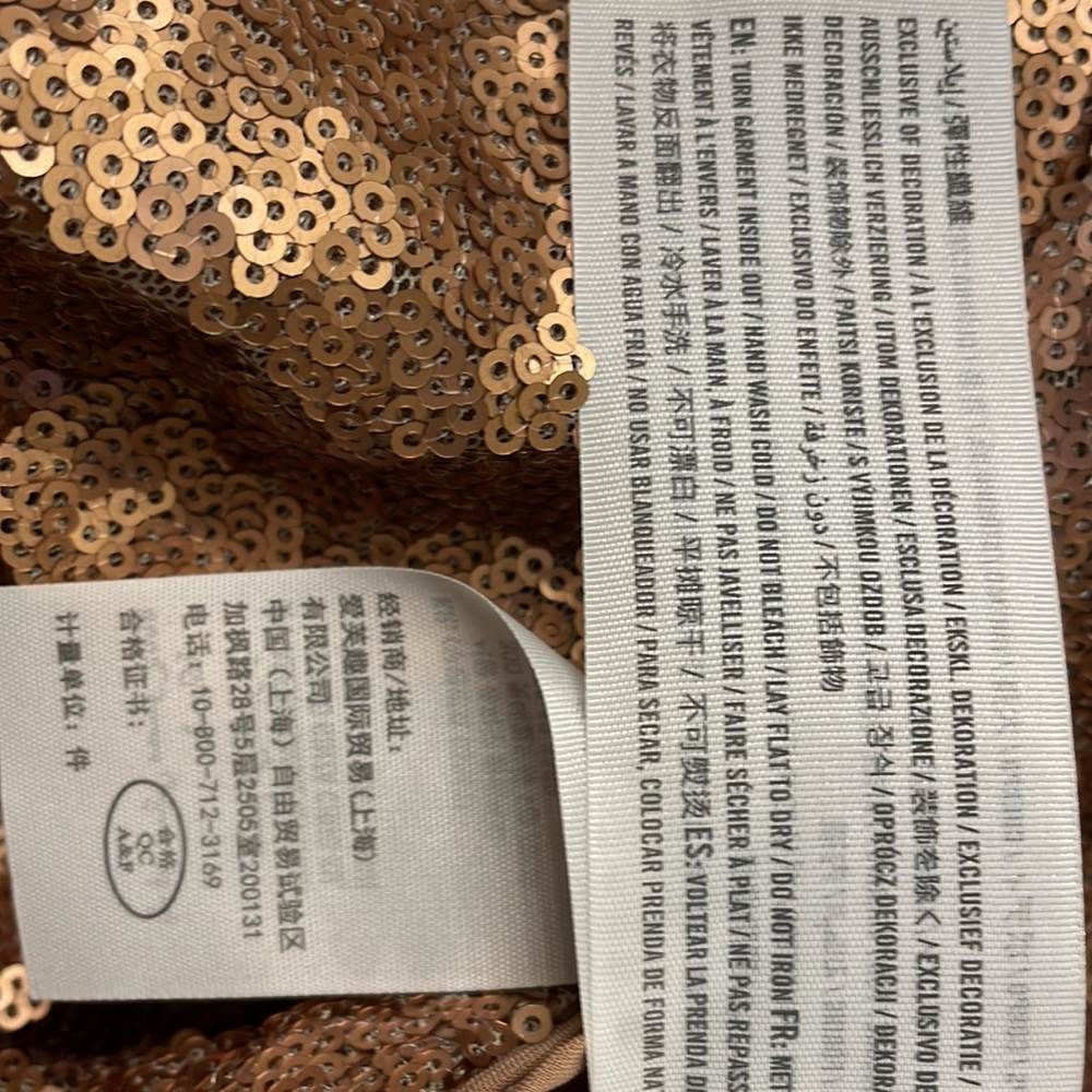 Abercrombie &Fitch Rose gold sequin top size XS - Picture 5 of 5